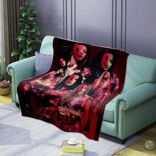 Gidle Blankets - Image 5