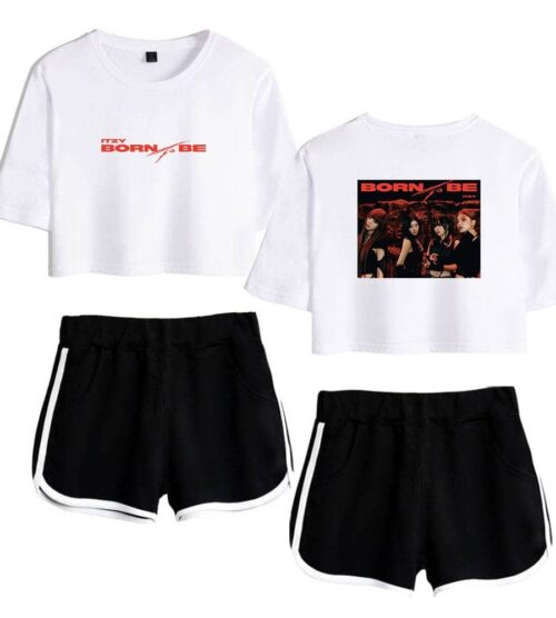 Itzy Born to Be Tracksuit #2