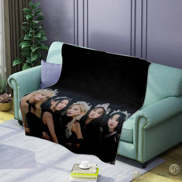 Gidle Blankets - Image 6