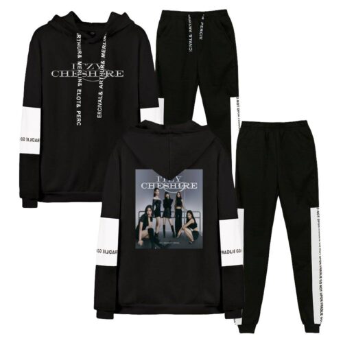 Itzy Set #1 + Keychain