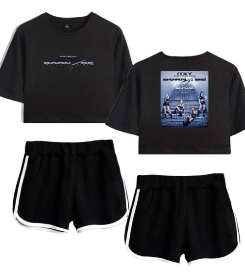 Itzy Born to Be Tracksuit #1