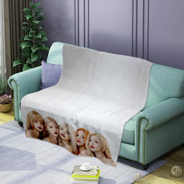 Gidle Blankets - Image 2