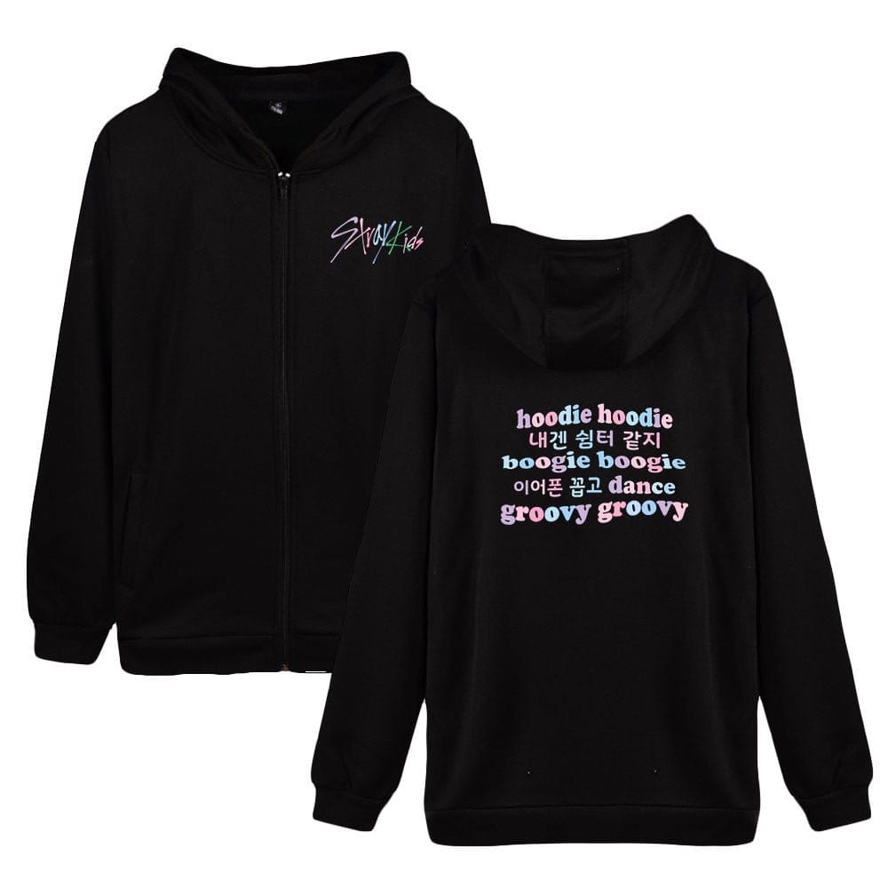 Matches with the attached image, which shows two black hoodies with colorful text. The first hoodie has "Stray Kids" written on the front, and the back features a list of words in Korean and English related to dancing and grooving.