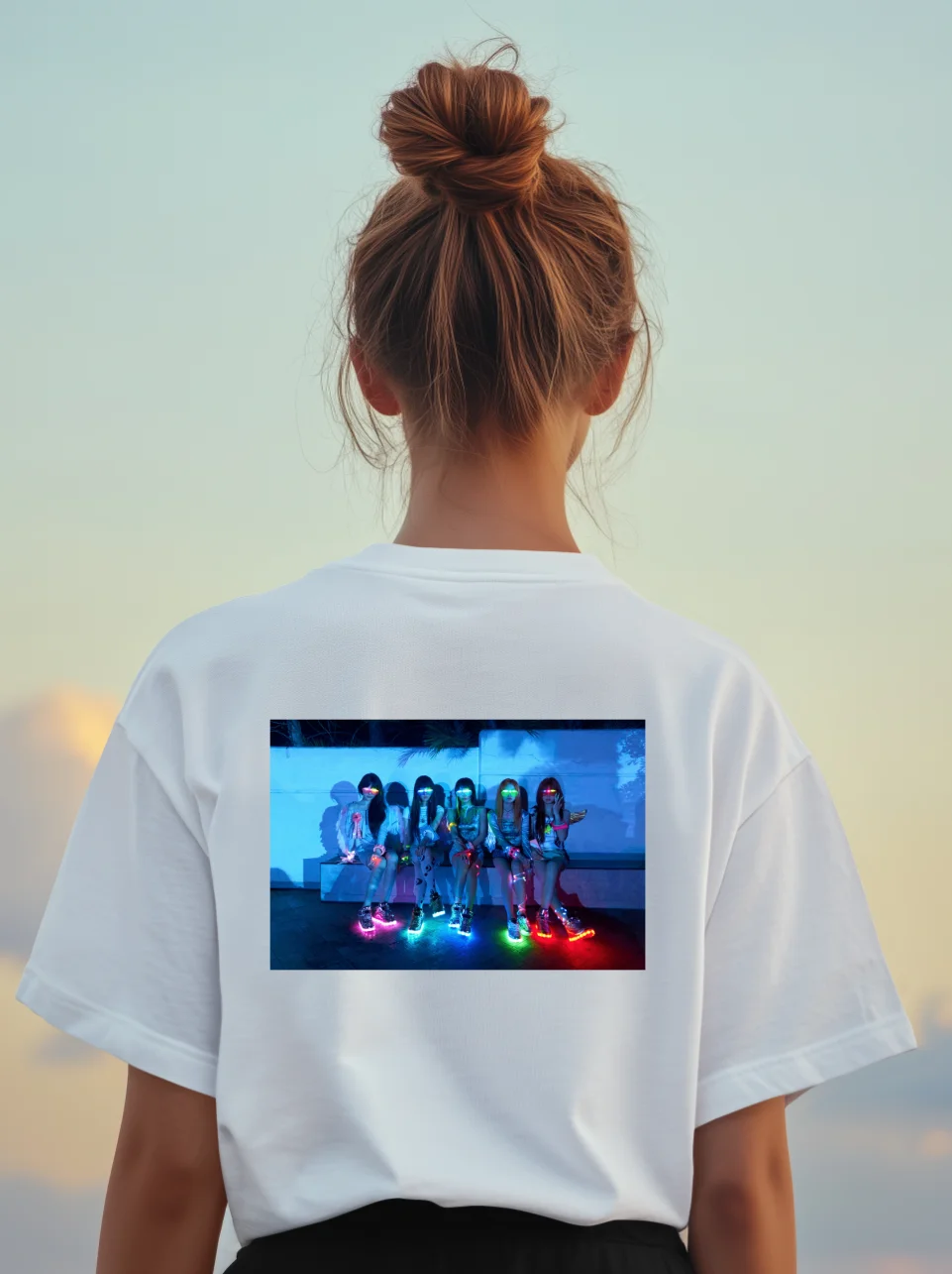 Kiiikiii Swirl Logo T-Shirt - Image 3