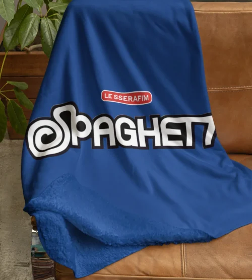 LE SSERAFIM Spaghetti Blanket