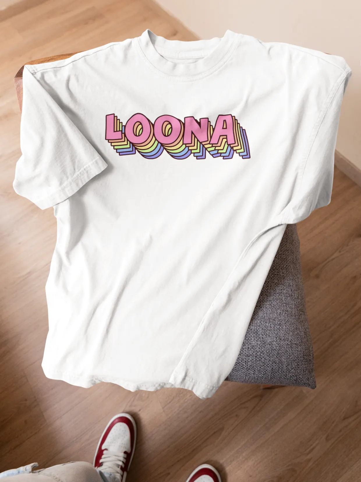 Loona Retro Sky T-Shirt - Image 4