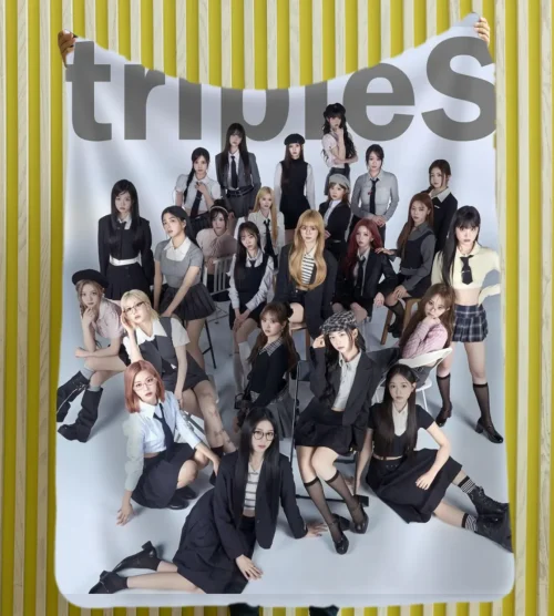 TripleS Group Logo Blanket