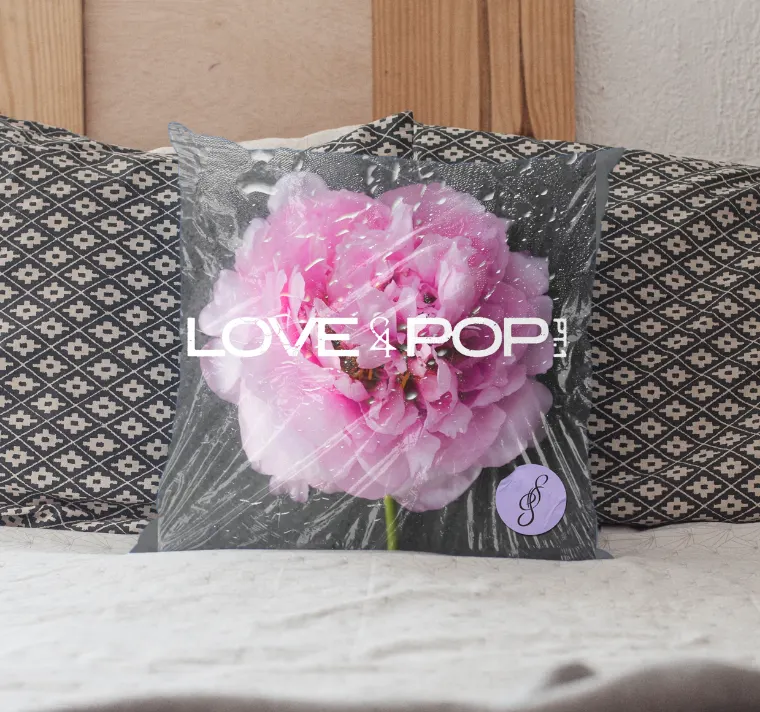 TripleS Love & Pop Pillow Case - Image 2
