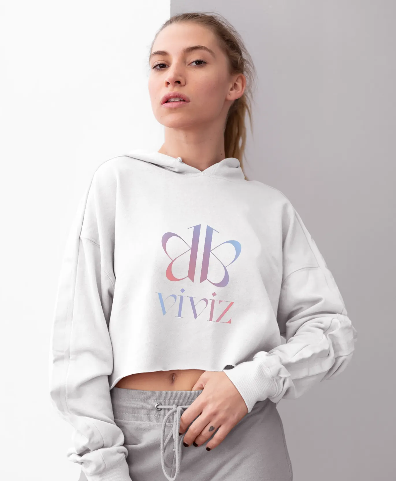 Viviz Make Me Love U Cropped Hoodie - Image 8