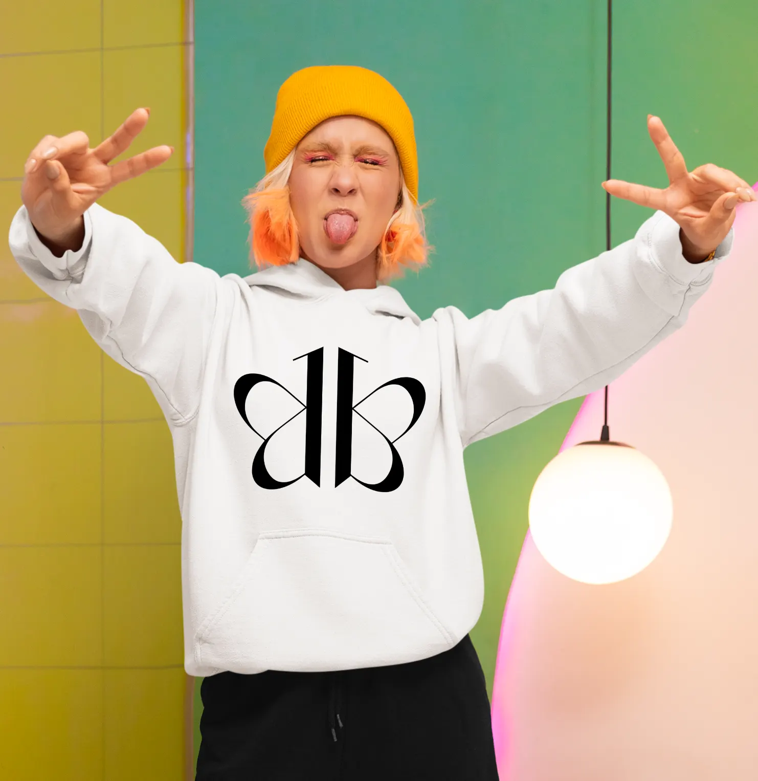 Viviz Voyage Hoodie - Image 14